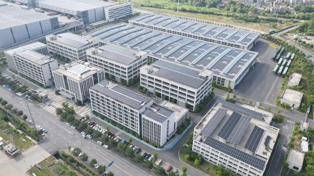 202506200f9d4120a3ac4d4396eaa897fac4338b