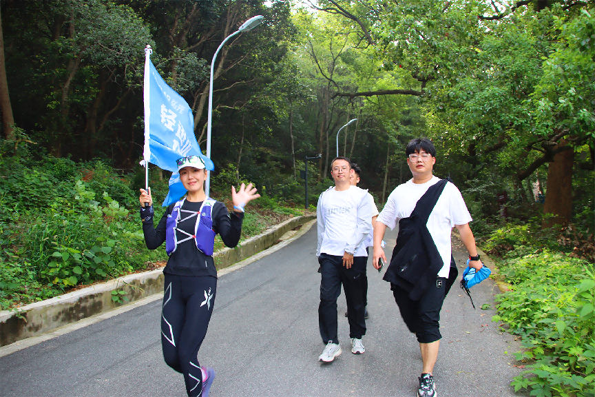 1010d438c95a417c88138e8d457b1423